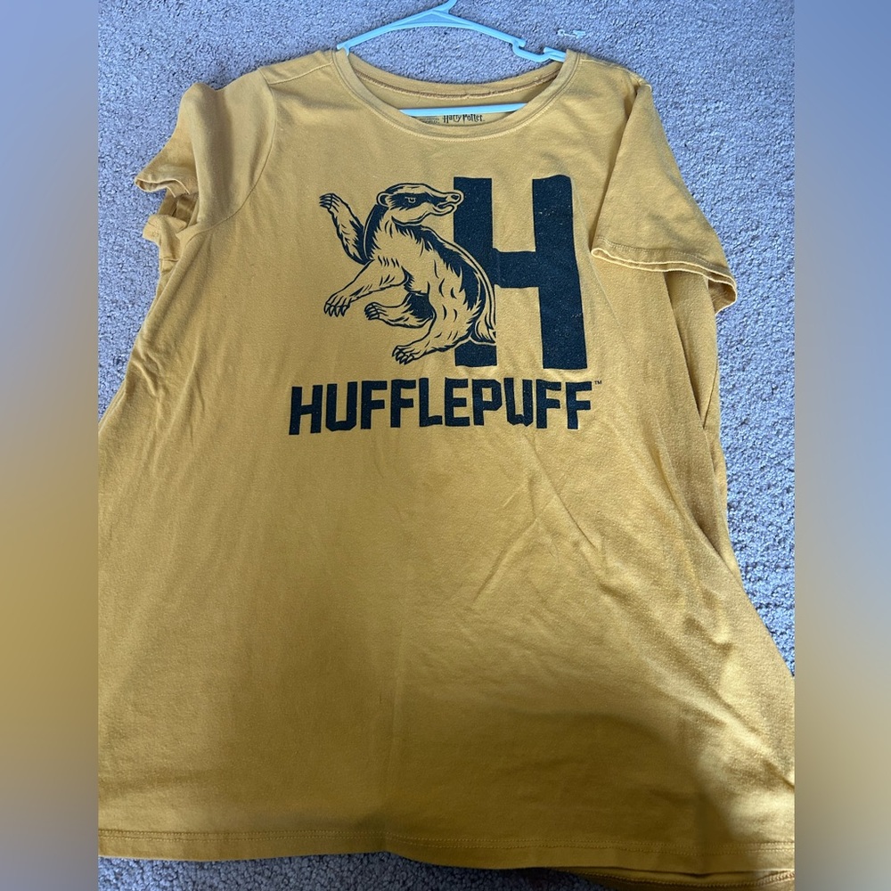 Harry Potter Hufflepuff tee torrid